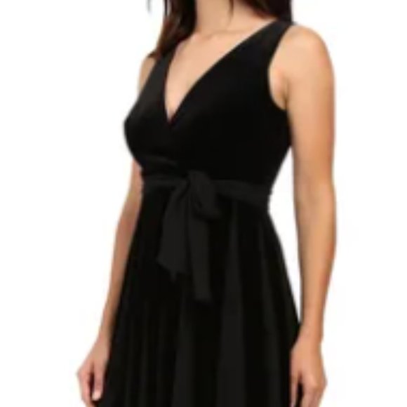 Gothic Queen! Size 2 - Picture 3 of 11